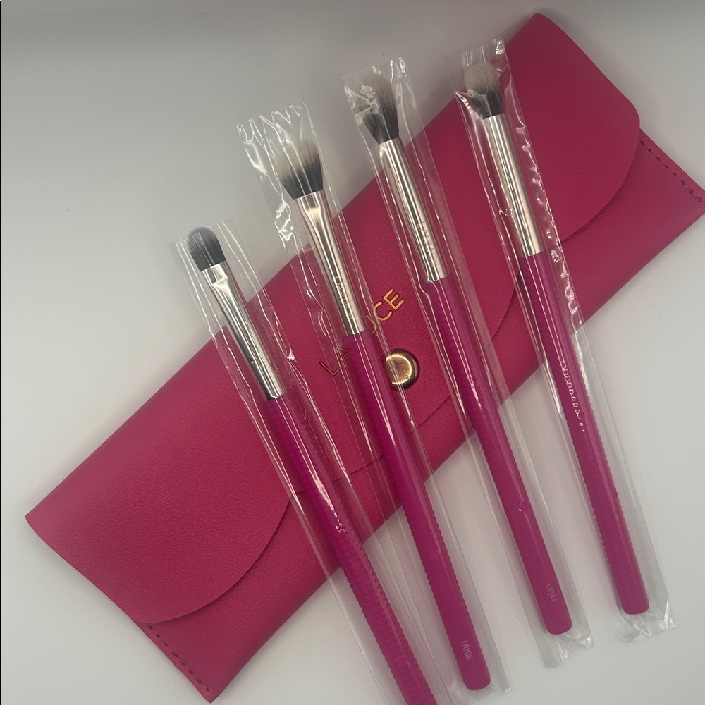 NEW Laruce Beauty Kayla 4-piece Eye Makeup Brush Set
